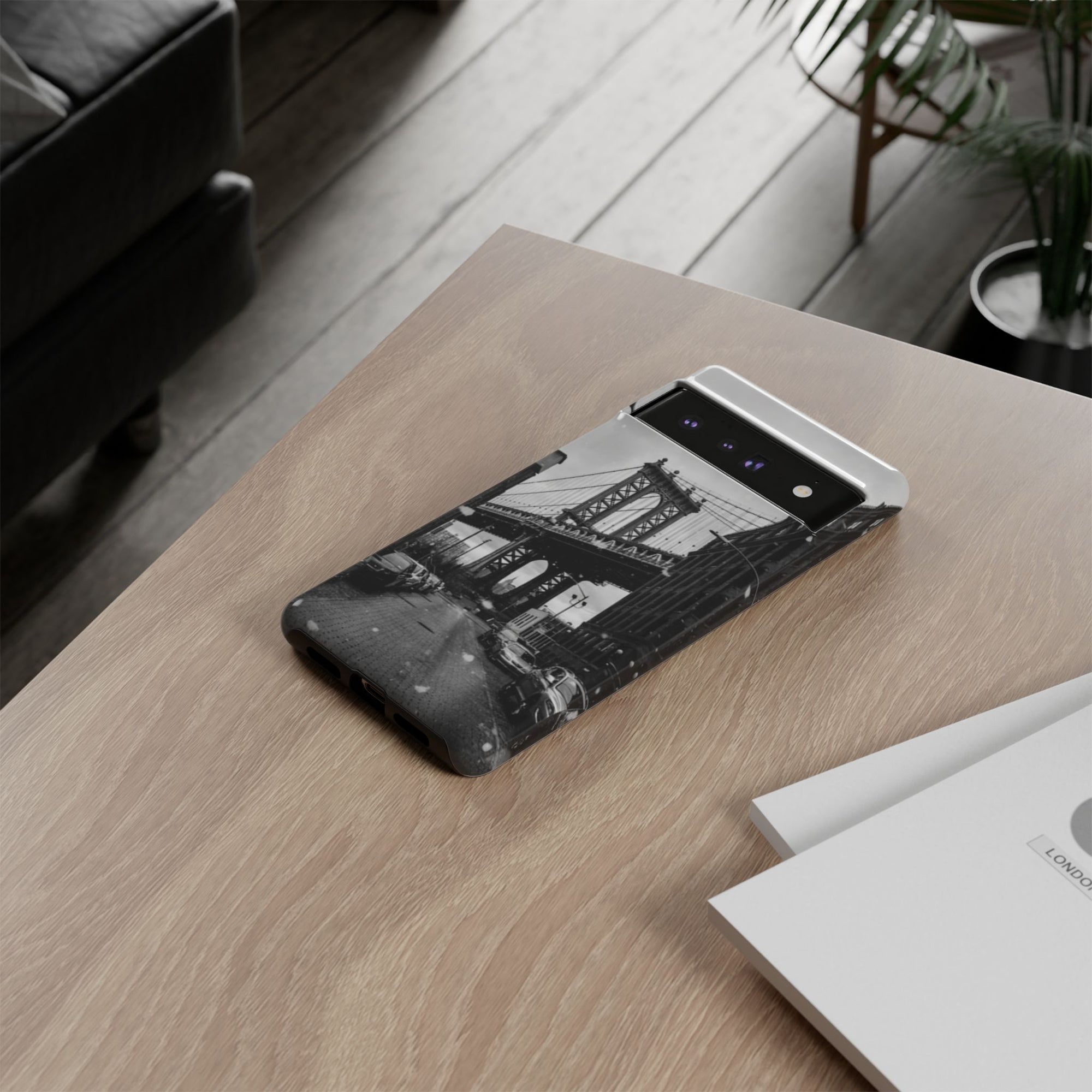 Black and White Phone Case with Iconic Bridge Design, Tough Cases for Photography Lovers, Unique Gift for Travelers, Stylish Everyday [...]