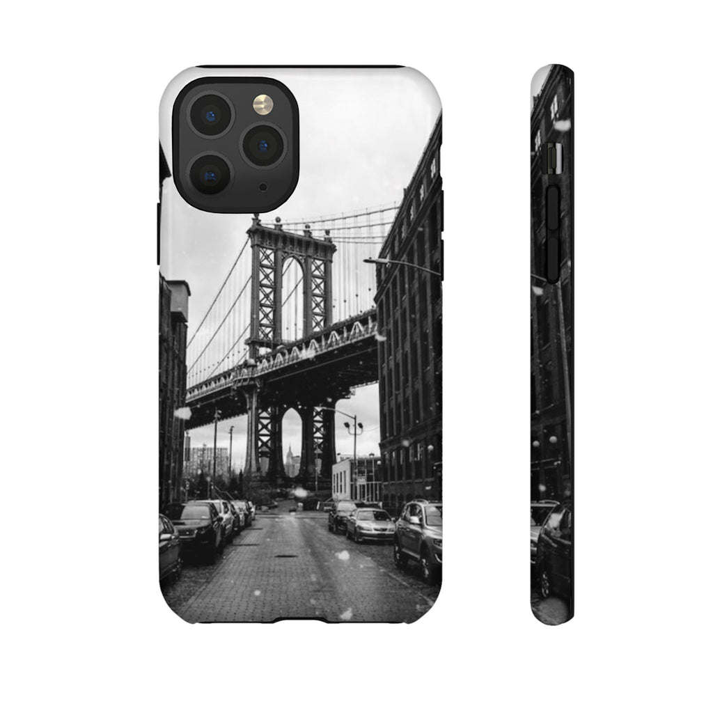 Black and White Phone Case with Iconic Bridge Design, Tough Cases for Photography Lovers, Unique Gift for Travelers, Stylish Everyday [...]