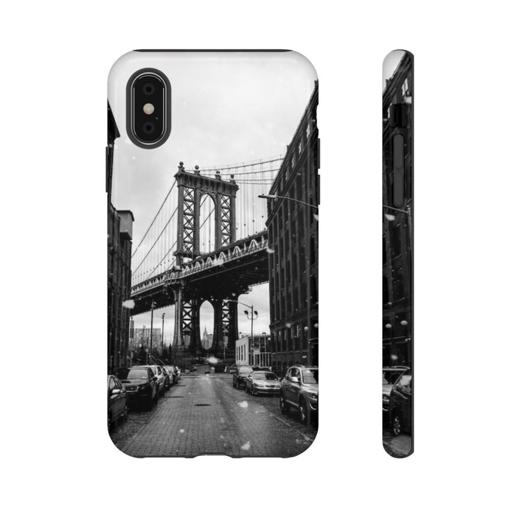 Black and White Phone Case with Iconic Bridge Design, Tough Cases for Photography Lovers, Unique Gift for Travelers, Stylish Everyday [...]