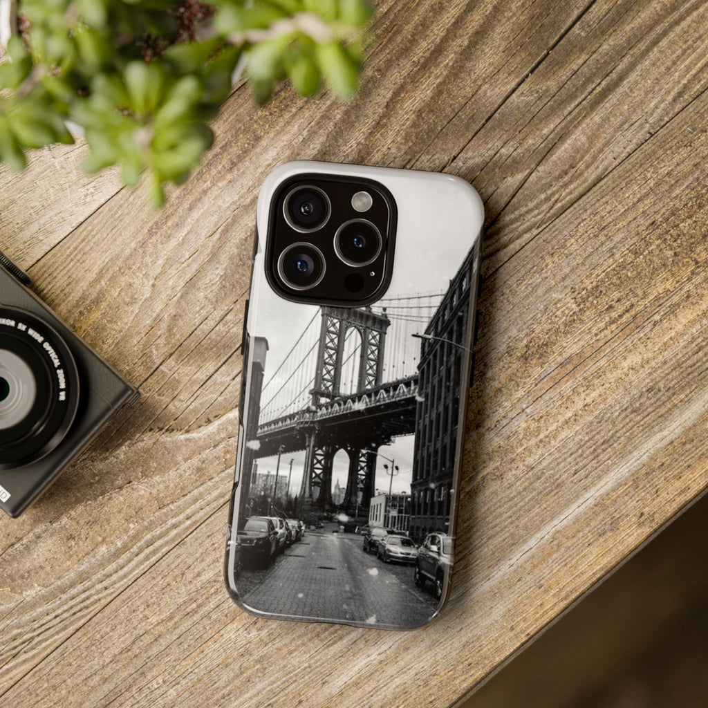Black and White Phone Case with Iconic Bridge Design, Tough Cases for Photography Lovers, Unique Gift for Travelers, Stylish Everyday [...]