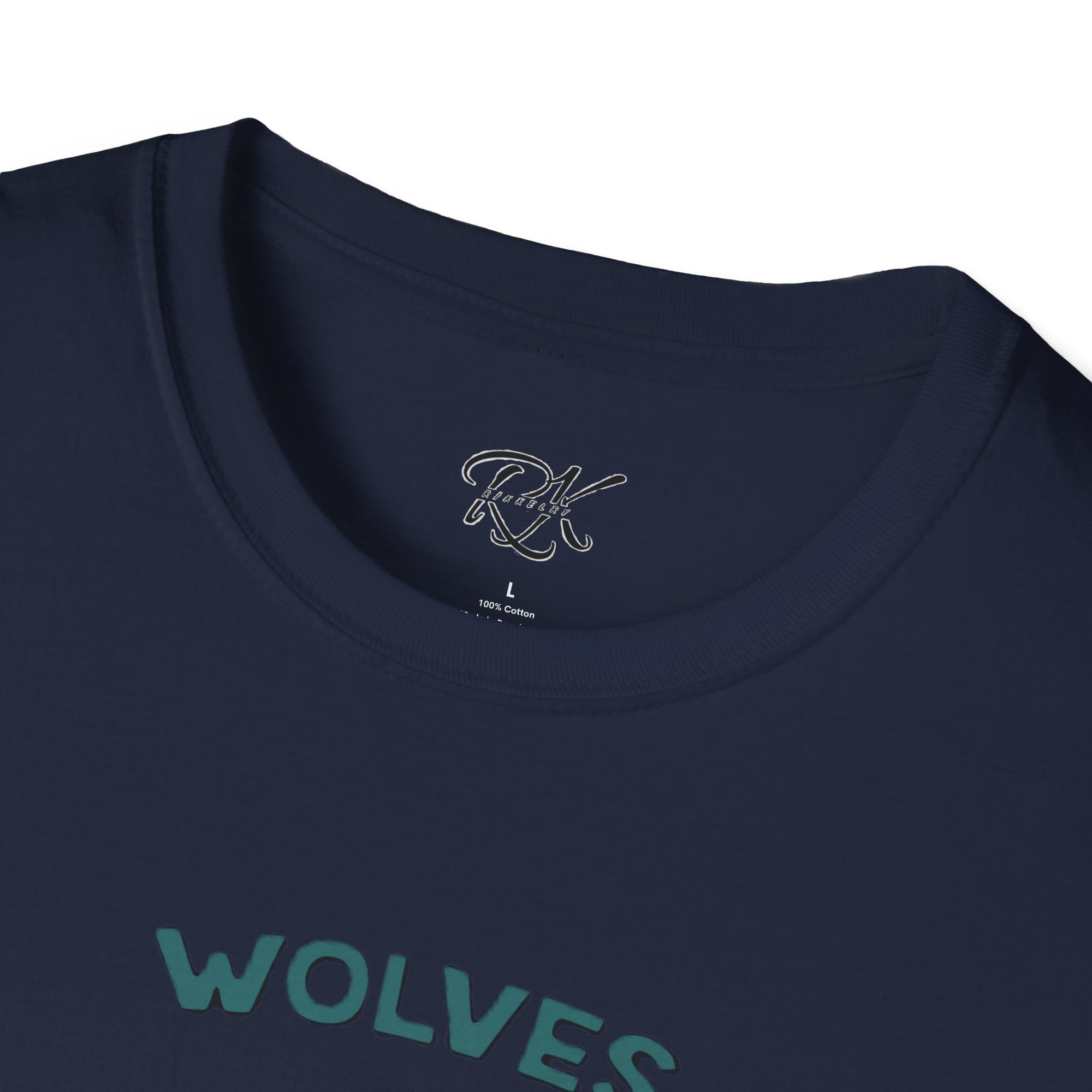 Wolf Graphic Unisex T-Shirt, Nature Lovers Tee, Gift for Animal Enthusiasts, Casual Wear, Eco-Friendly Fashion