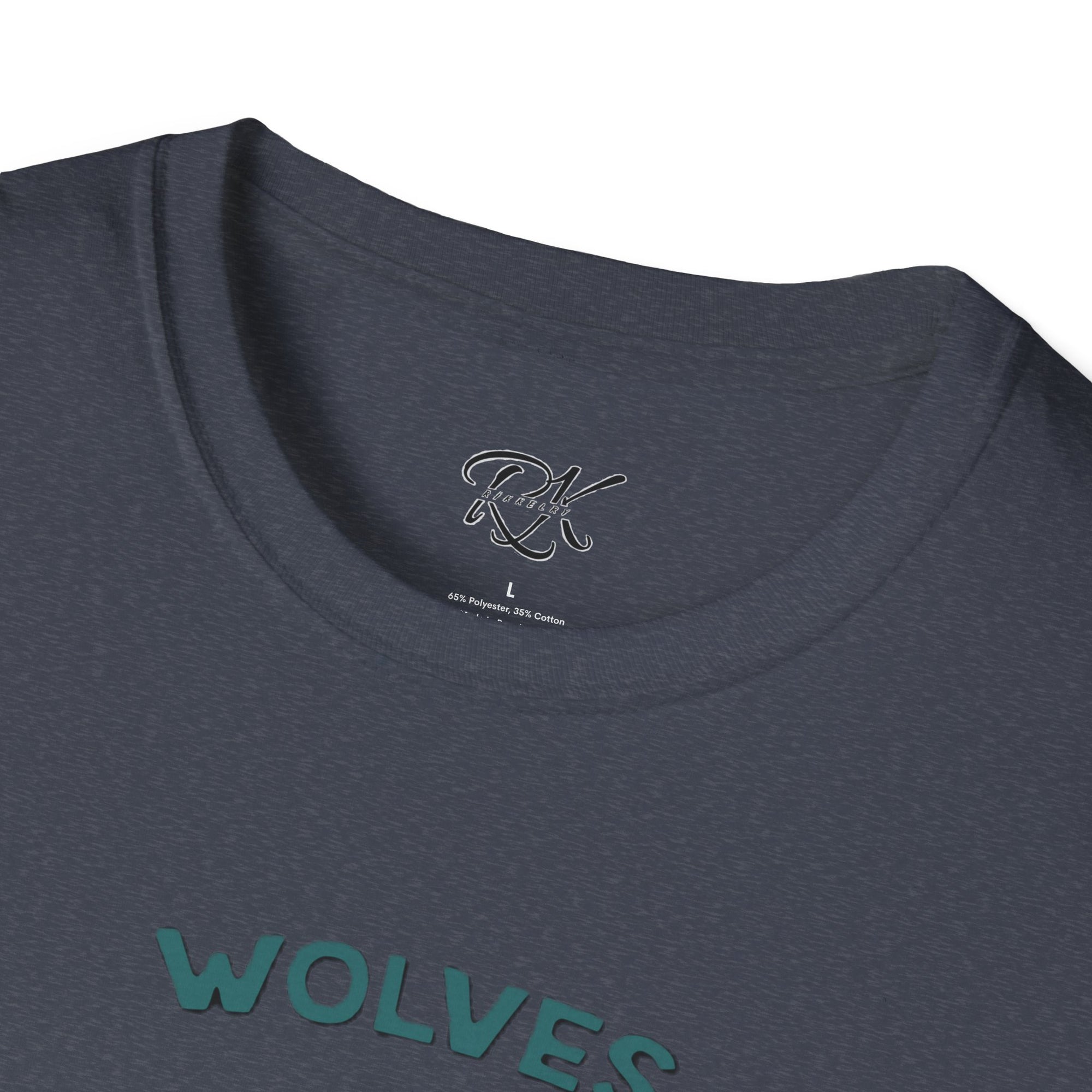 Wolf Graphic Unisex T-Shirt, Nature Lovers Tee, Gift for Animal Enthusiasts, Casual Wear, Eco-Friendly Fashion