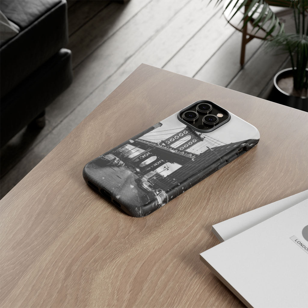 Black and White Phone Case with Iconic Bridge Design, Tough Cases for Photography Lovers, Unique Gift for Travelers, Stylish Everyday [...]