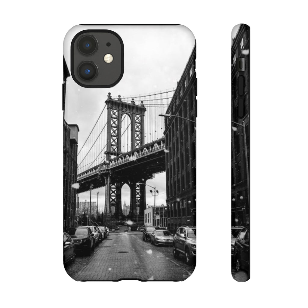 Black and White Phone Case with Iconic Bridge Design, Tough Cases for Photography Lovers, Unique Gift for Travelers, Stylish Everyday [...]